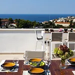 Гостевой дом Rooftop & 3*