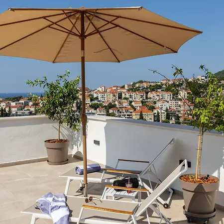 Rooftop & 3* دوبروفينك
