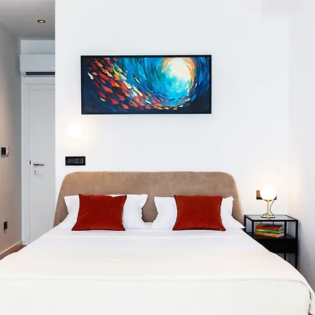 Rooftop & Konukevi 3*