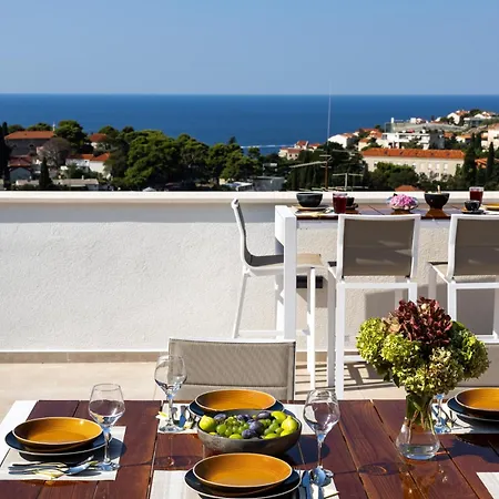 Guest house Rooftop & 3*